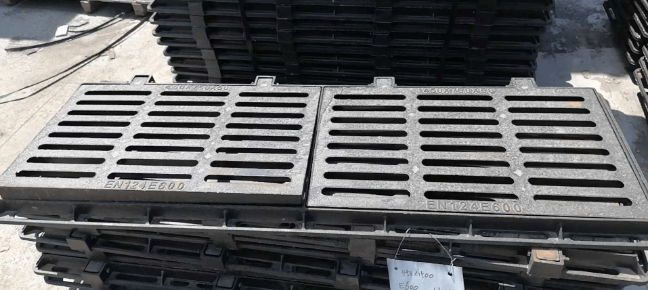 琼山球墨铸铁连体双篦展示