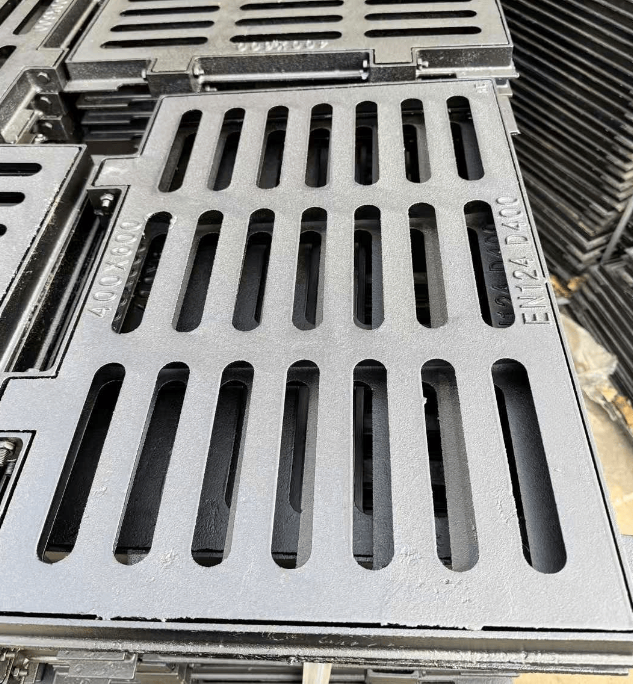 琼山球墨铸铁雨水单篦展示